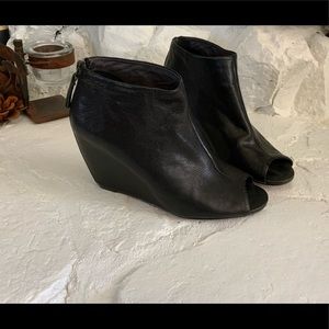 Nine West open toe wedge bootie